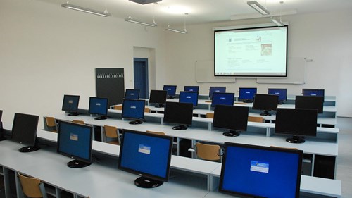 Počítačová učebna VT2 – 24 počítačů