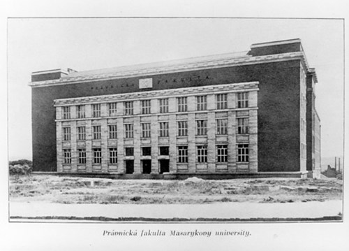 Právnická fakulta, 1933