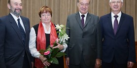 Medaile Akademie věd pro paní profesorku Janu Nechutovou