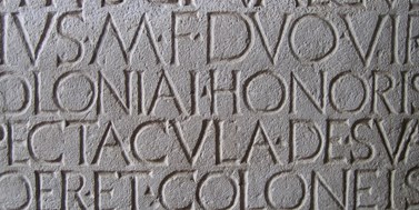 Introduction to bad Latin according to misspelt inscriptions