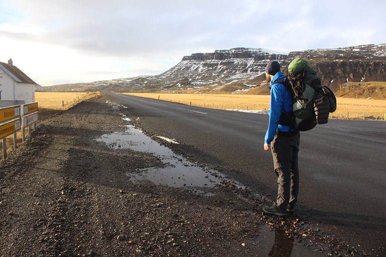 Stopování na Islandu může být zdlouhavé, vždy je to ale skvělá zkušenost a příležitost k prolomení ledů mezi turisty a domorodci. Foto: archiv Marie Drahoňovské