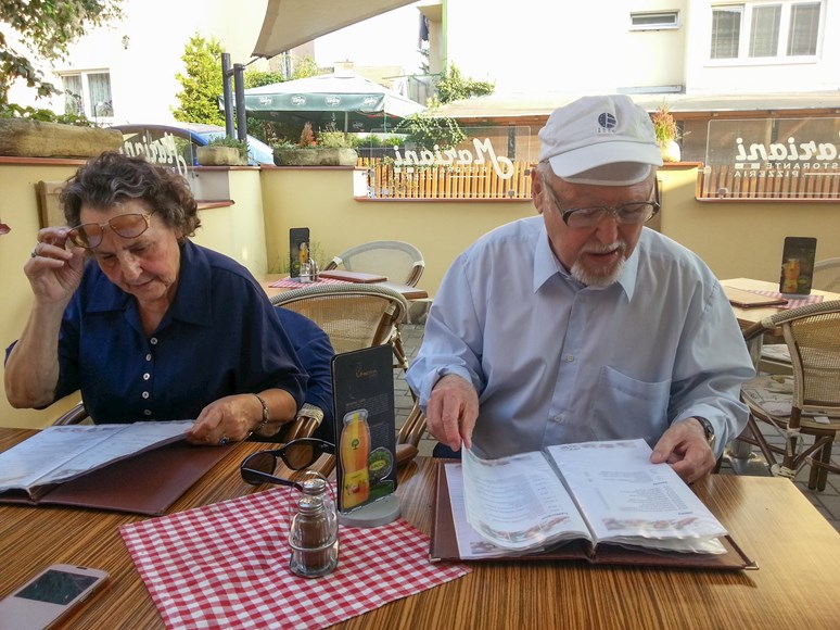 Ivo Plaňava s manželkou jsou spolu už šedesát let. Foto: archiv Ireny Šléglové