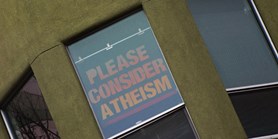 Je ateismus spojen se specifickým způsobem přemýšlení?