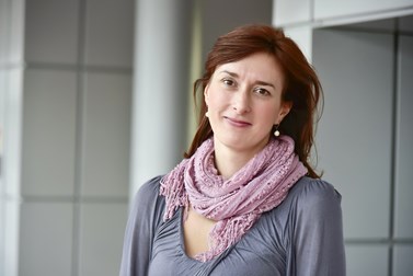 Dr. Lenka Andrýsková