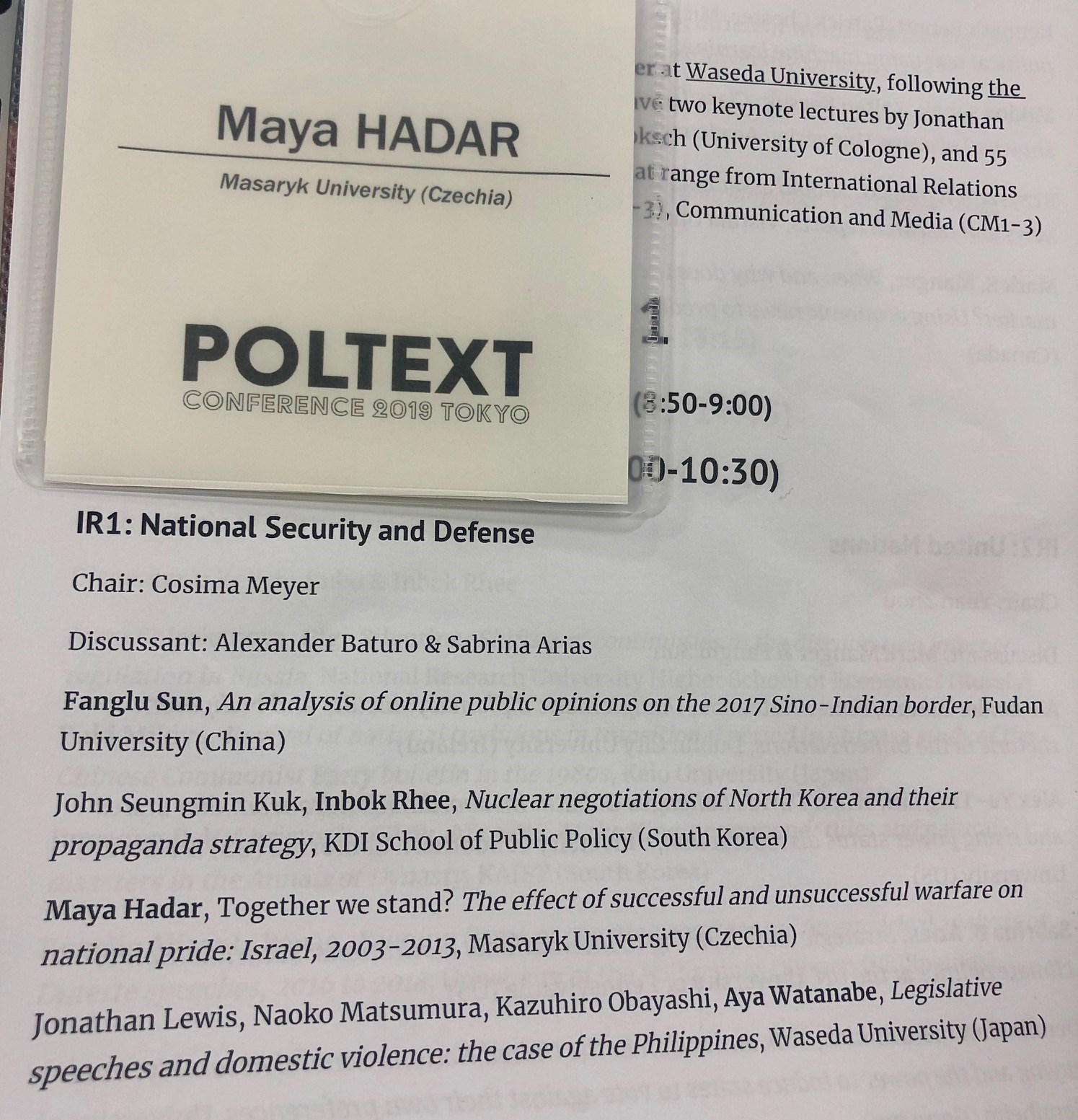 Maya Hadar na konferenci v Japonsku