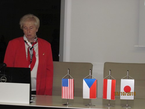 Prof. MUDr. Jarmila Siegelová, DrSc., Masarykova univerzita, zahájila kongres