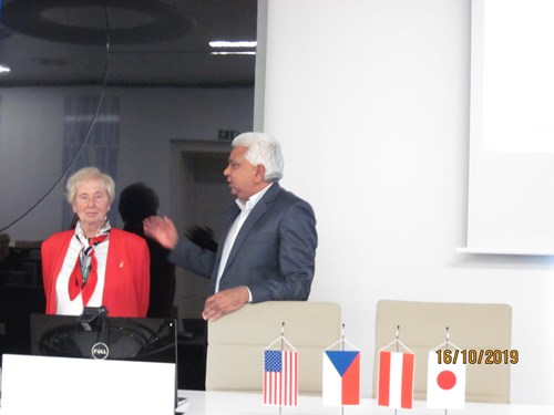 Assoz. Prof. Nandu Goswami, University Graz, Austria, Prof. MUDr. Jarmila Siegelová, DrSc., Masaryk University, CZ, discussion 