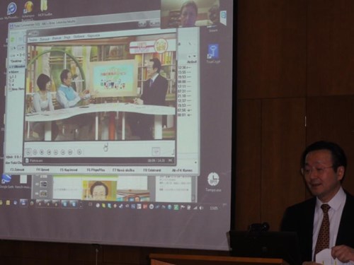 Prof. Kohzuki Masahiro, M.D., Tohoku University, Sendai, Japonsko v průběhu přednášky