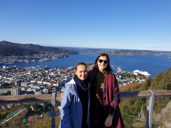 Both students on a Bergen sightseeing