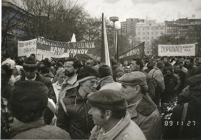 The general strike on November 27, 1989. Source: http://www.zpravybrno.cz/item/31-v-brne-byl-dulezitejsi-20-listopad-1989.html