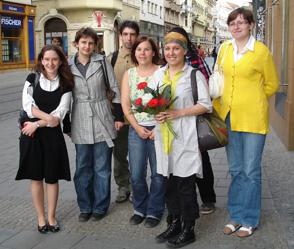 Olga Tokarczuk se studenty FF MU v Brně (2009)
