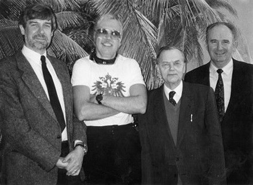 Henry G. Widdowson, R. de Beaugrande, J. Firbas, Herbert Schendl – kulatý stůl o funkční lingvistice, Vídeň, duben 1993