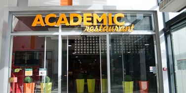 ACADEMIC Restaurant
