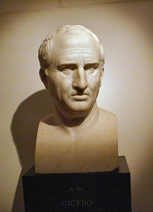 Busta řečníka a filozofa Cicerona.