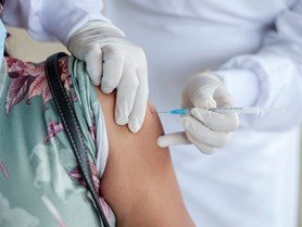 Důvěřují Češi očkování?