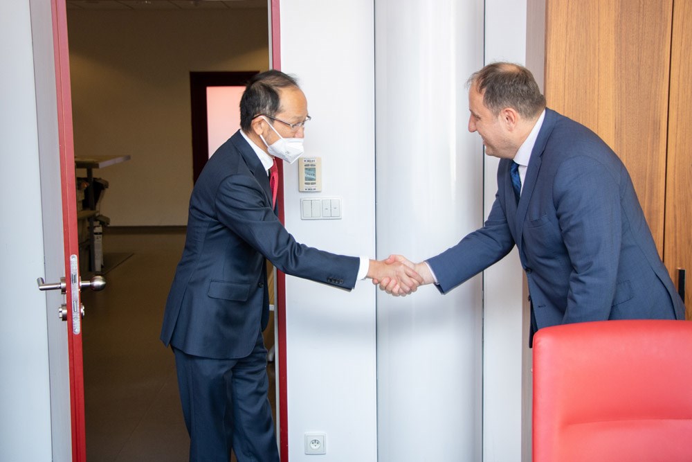 Na půdě LF MU jsme přivítali velvyslance Japonska