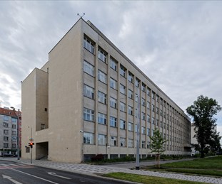 Ministerstvo vnitra České republiky. Foto: Letná Ministerstvo vnitra (6869), Gampe, 30. květen 2015, Wikimedia Commons, CC BY-SA 4.0