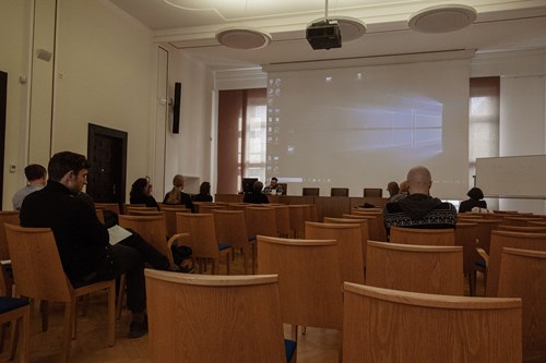 <p>Fotodokumentace mezinárodní estetické konference, kterou Seminář estetiky FF MU spolupořádal v Brně ve dnech 14. a 15. 10. 2021. Foto: Sonya Mátlová.</p>