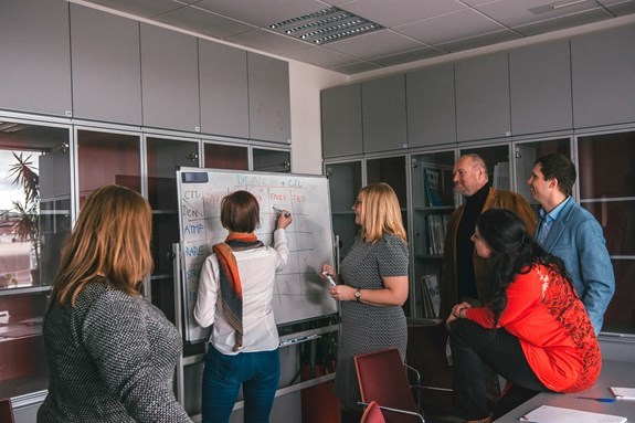 CZECRIN dosáhl excelentních výsledků v mezinárodním hodnocení výzkumných infrastruktur v ČR