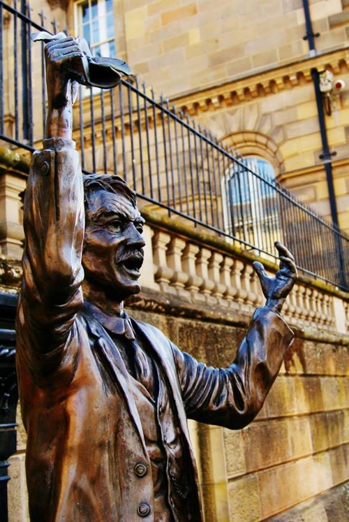 The Speaker Statue, Belfast, Severní Irsko