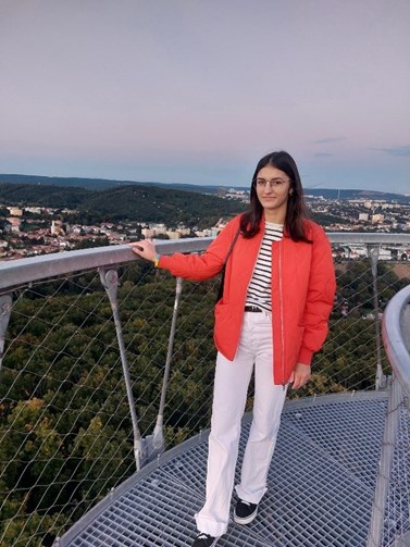 Alla Kostiak neměla v plánu studovat českou univerzitu, kvůli válce ale musela z rodné země odejít. Foto: archiv Ally Kostiak