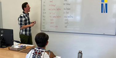 Ukrajinští studenti se učí česky v intenzivních kurzech