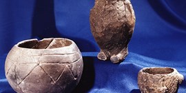 Depot keramiky s&#160;antropomorfní nádobou