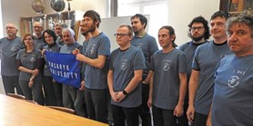 New expedition gets special T-shirts and takes a&#160;weather station to Antarctica for testing