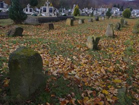 Vojenský hřbitov ve Chmeľové