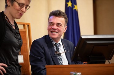 Do funkce Pinkovou nominoval místopředseda senátu Tomáš Czernin z TOP 09. Zdroj: Senát PČR 