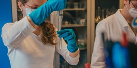 Masarykova univerzita získá 850 mil. Kč na vytvoření špičkového výzkumného centra zaměřeného na vývoj buněčných a&#160;genových terapií