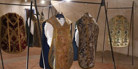 V&#160;Brně vystavují nejvzácnější liturgické oděvy zdejší diecéze