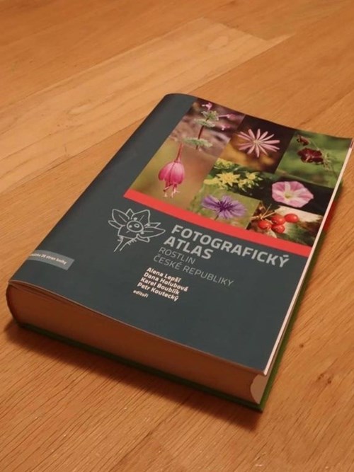Takto bude jednou vypadat Fotografický atlas rostlin České republiky! Těšíme se na něj.