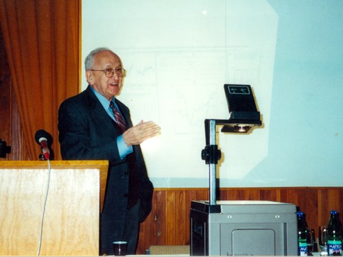 Prof. Dr. Franz Halberg, University of Minnesota, USA