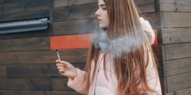 Děti mají jednodušší přístup k&#160;výrobkům obsahujícím nikotin – neznalé rodiče jednoduše přechytračí