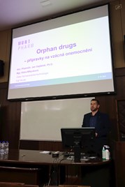 doc. PharmDr. Jan Gajdziok, Ph.D. (FaF MU): Orphan drugs – léčivé přípravky na vzácné onemocnění