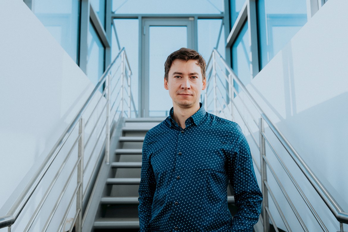 “We want to focus on bacteria that produce polyhydroxyalkanoate bioplastics, which could partially replace synthetic plastics produced from oil. This is already happening in specific applications on a very small scale”, says Pavel Dvořák. Photo: Irina Matusevich.
