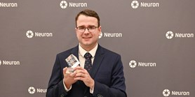 Tomáš Slanina received Neuron Award 2023 for Promising Scientists in chemistry