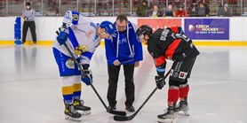 Hokejisté HC MUNI porazili tým Univerzity Karlovy. Přírodovědci byli u&#160;toho.