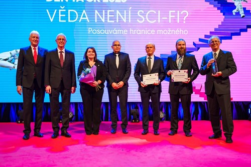 The award ceremony took place in the historic building of the National Museum in Prague. The award in the GOVERNANCE category was received by (from right) Jiří Schlaghamerský and Michal Straka from Masaryk University and Karel Tajovský from the Biology Centre of the CAS: TA CR