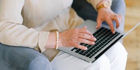 Sonda do vztahových problémů ve stáří: Co prozrazují dotazy na poradenských webech