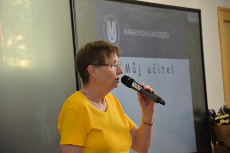 Jana Musilová in a photo from the celebration of the 100th birthday of prof. Černohorský. (She did not participate in the medal presentation.) Photo: SCI MUNI archive