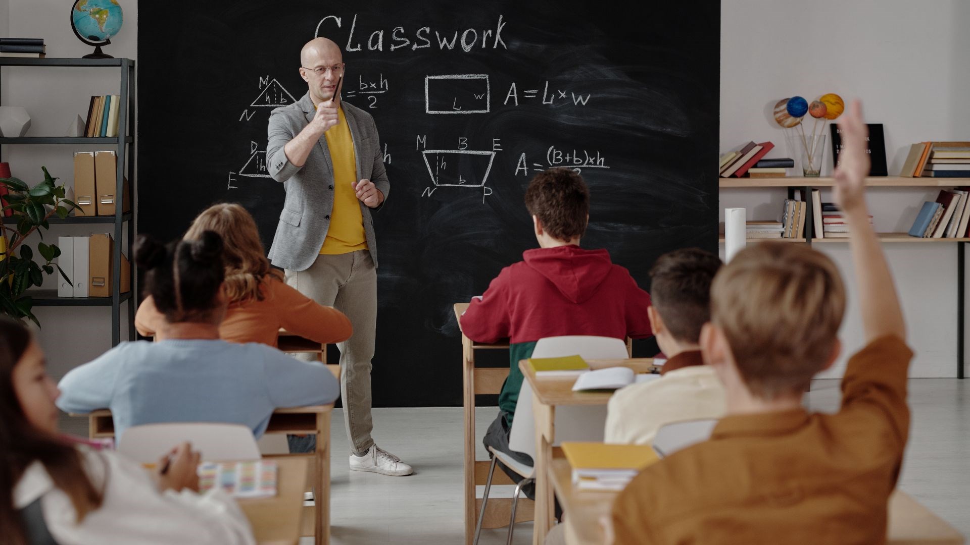 Centrum celoživotního vzdělávání: Cesta ke kvalifikaci a kariérnímu růstu (nejen) pro absolventy pedagogických oborů