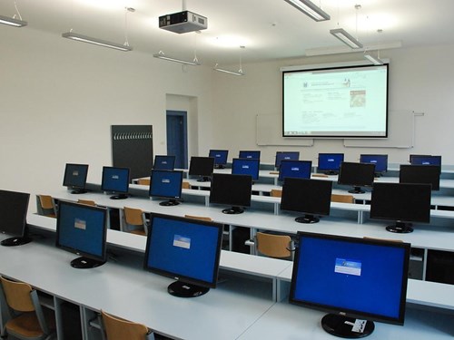 Počítačová učebna VT2 – 24 počítačů