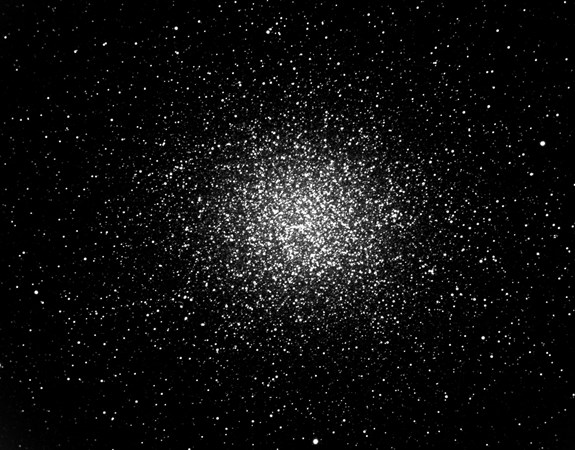 The first photo from the telescope at the Boyden Observatory in South Africa - the globular cluster Omega Centauri. Photo: Miloslav Zejda