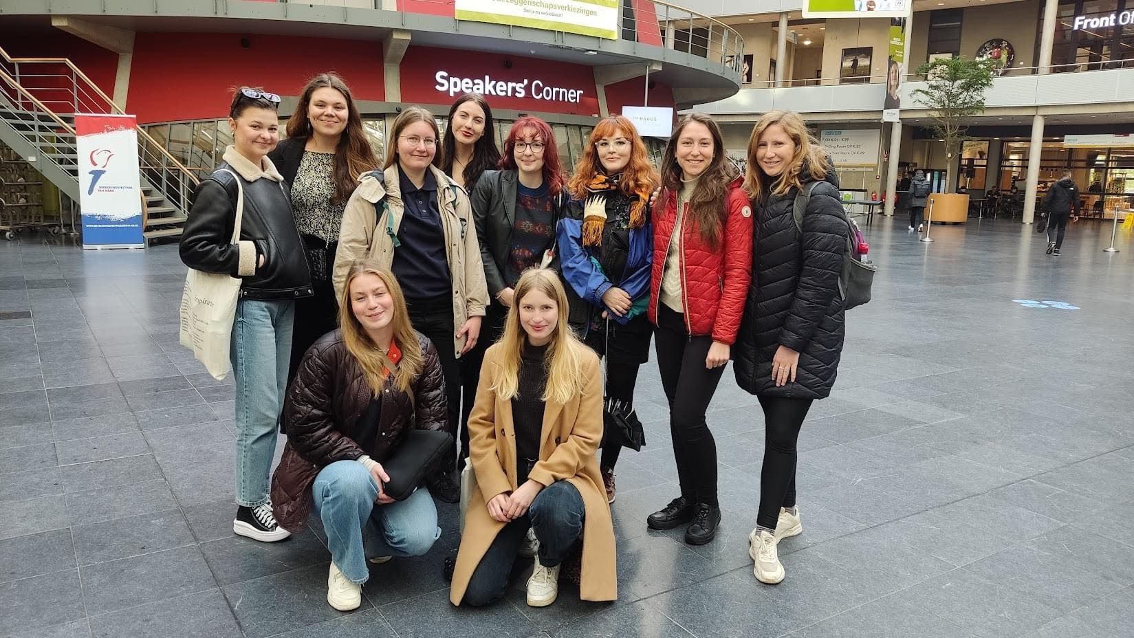 Jak je na tom česká digitalizace a jak dopadá třeba na seniory? Inspirujme se Nizozemskem, říkají účastníci projektu