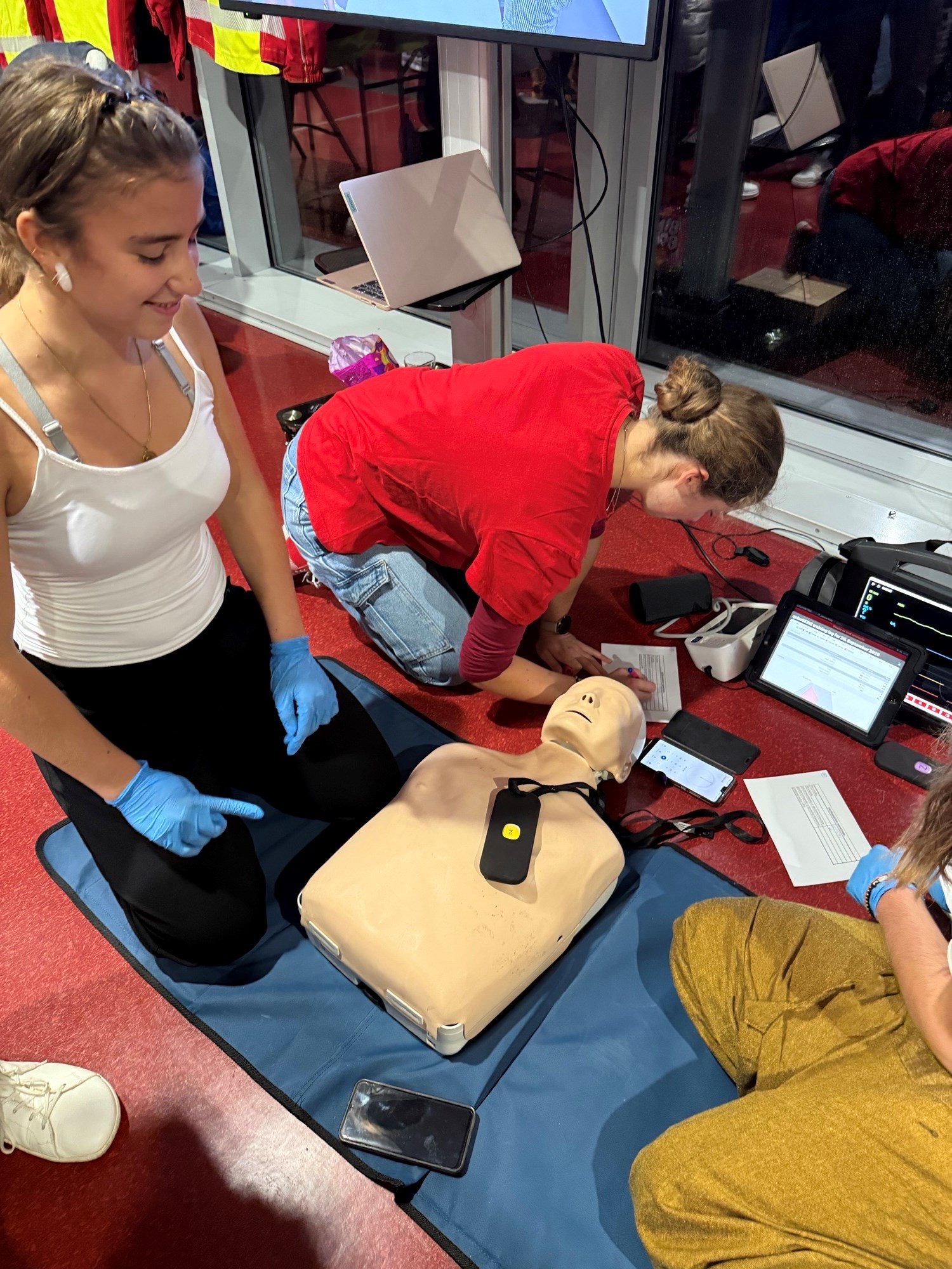 Festival vědy a Noc vědců – prezentace studijního programu Porodní asistence a Zdravotnické záchranářství