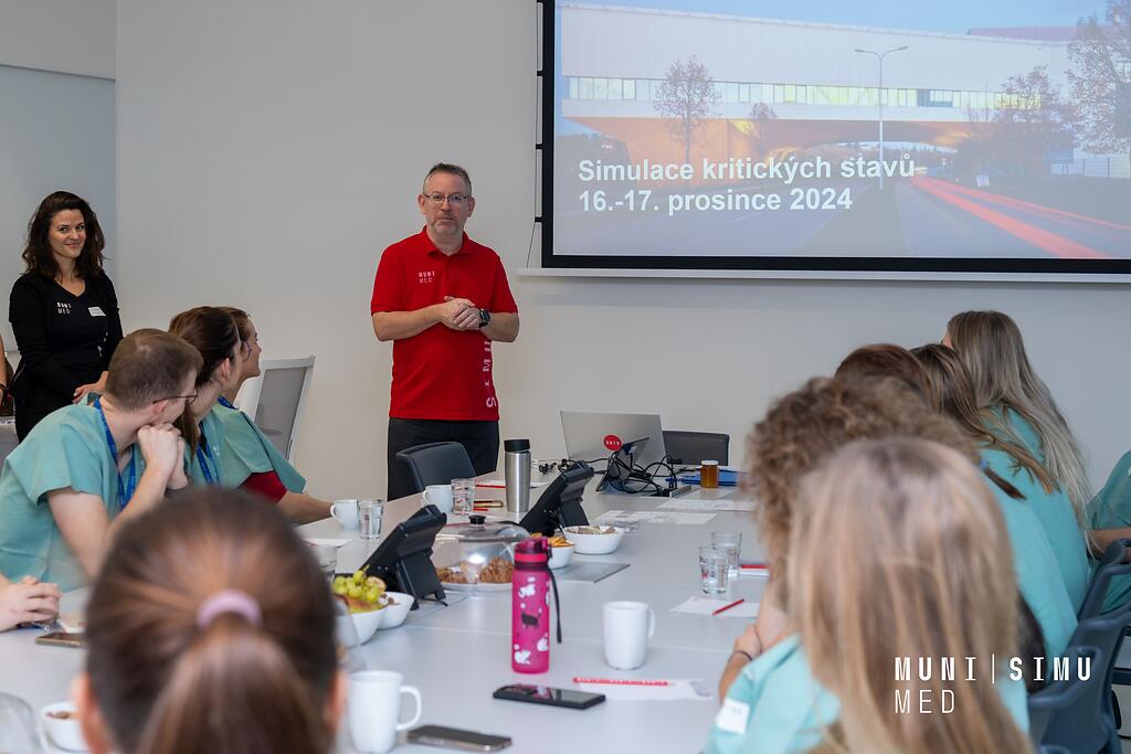 Simulace kritických stavů