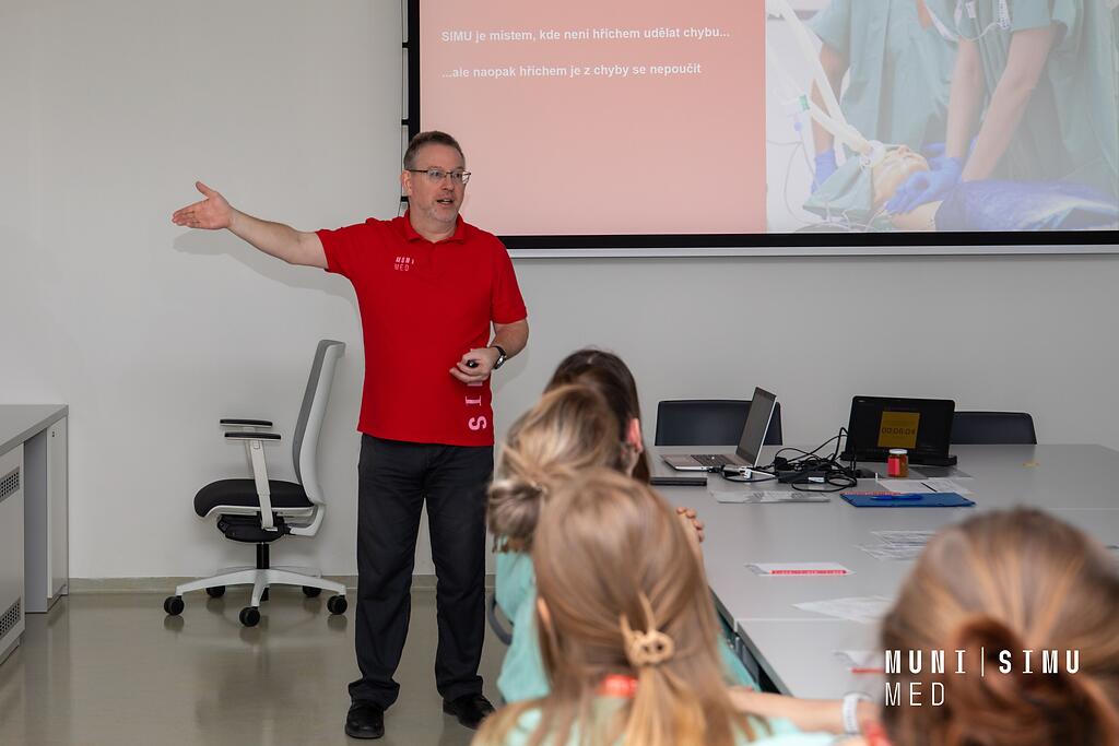 Kritické stavy v porodnictví