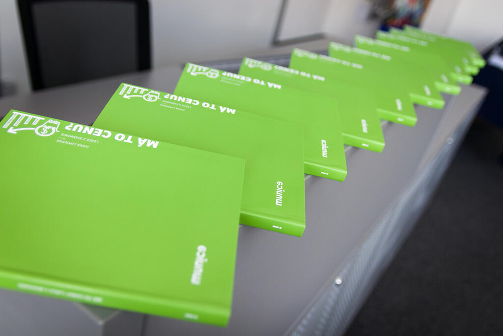 Křest knihy "Má to cenu?"